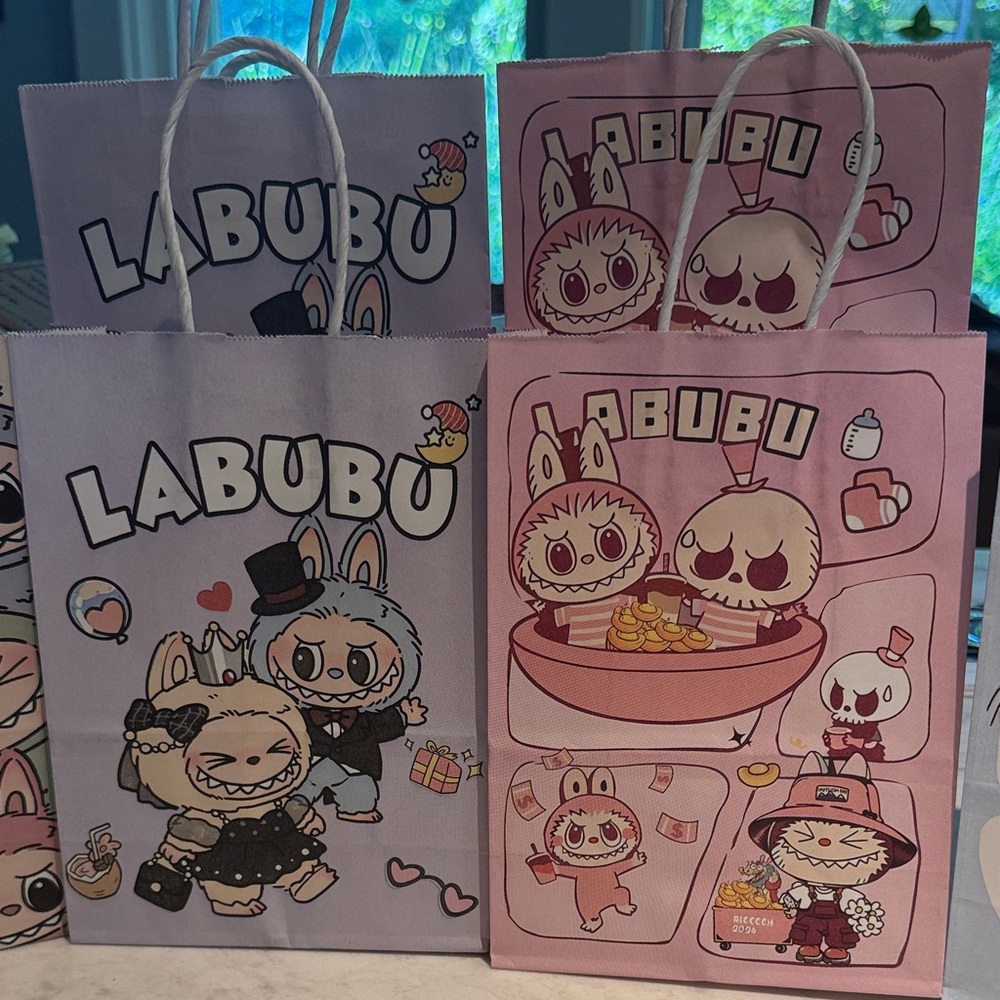 Labubu Cartoon Gift Bags Set - Picture 3 of 5